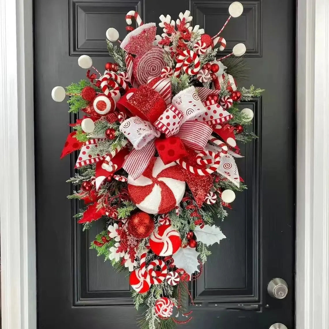 Christmas Wreath Candy - Santa Secret Sanctuary